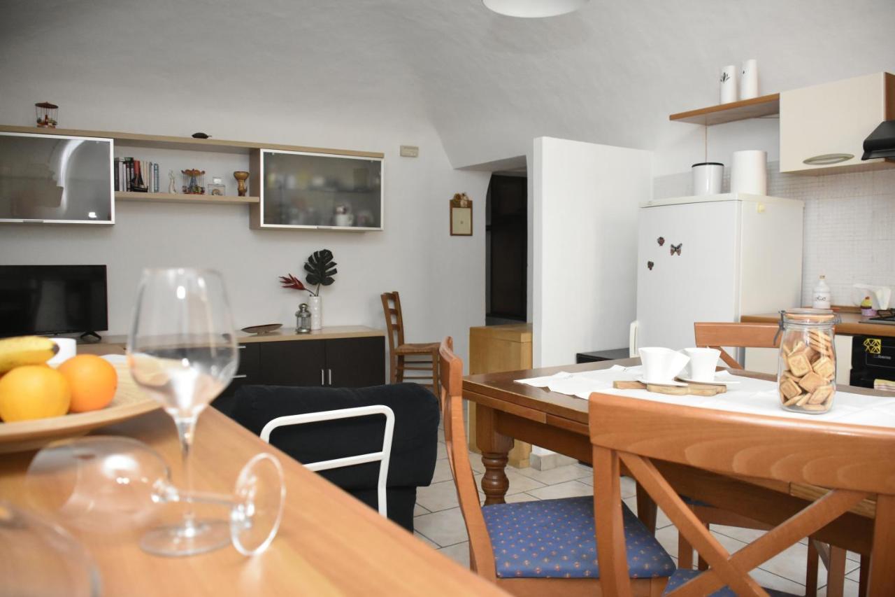 Casa Vacanze E Brevi Periodi Alla Porta Etrusca La Panchina Al Sole Volterra Exterior foto